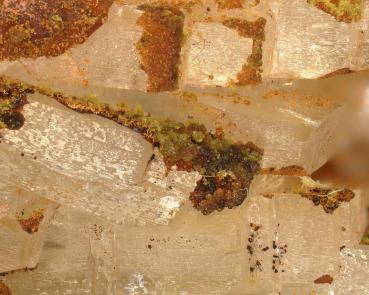 Plumbogummite